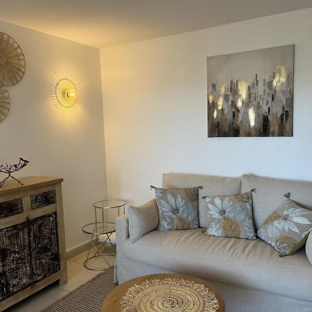 Frejus Plage Le Capitole T2 35M2 Climatise Balcon المظهر الخارجي الصورة