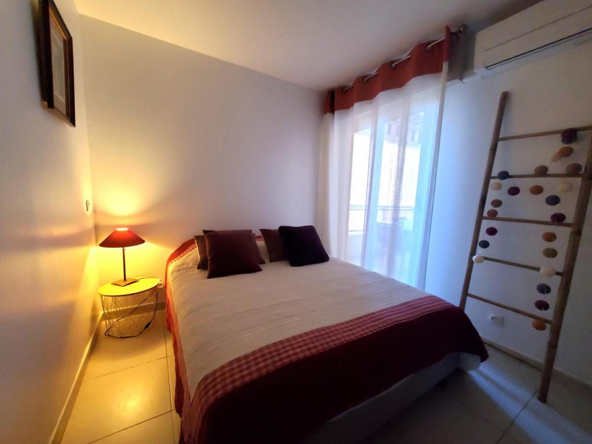 Frejus Plage Le Capitole T2 35M2 Climatise Balcon المظهر الخارجي الصورة