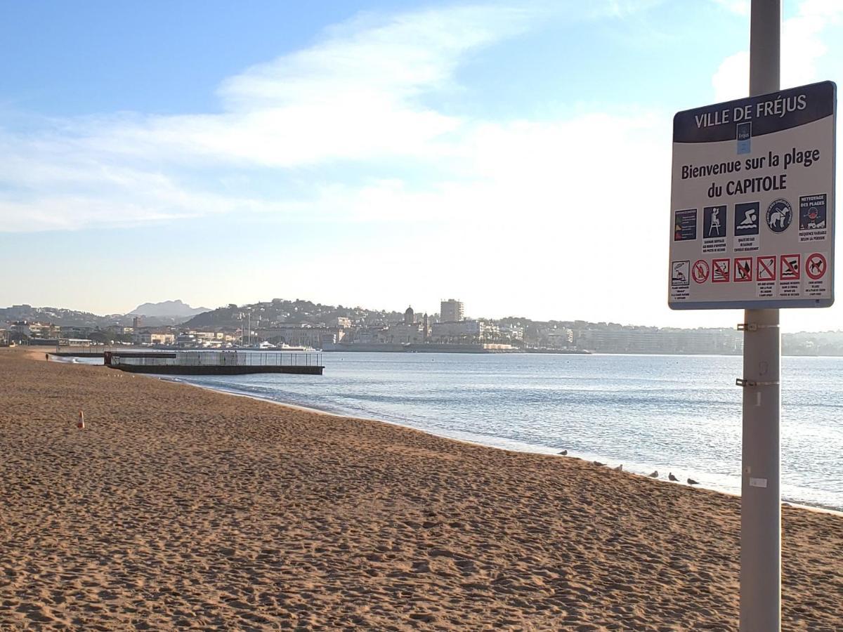 Frejus Plage Le Capitole T2 35M2 Climatise Balcon المظهر الخارجي الصورة