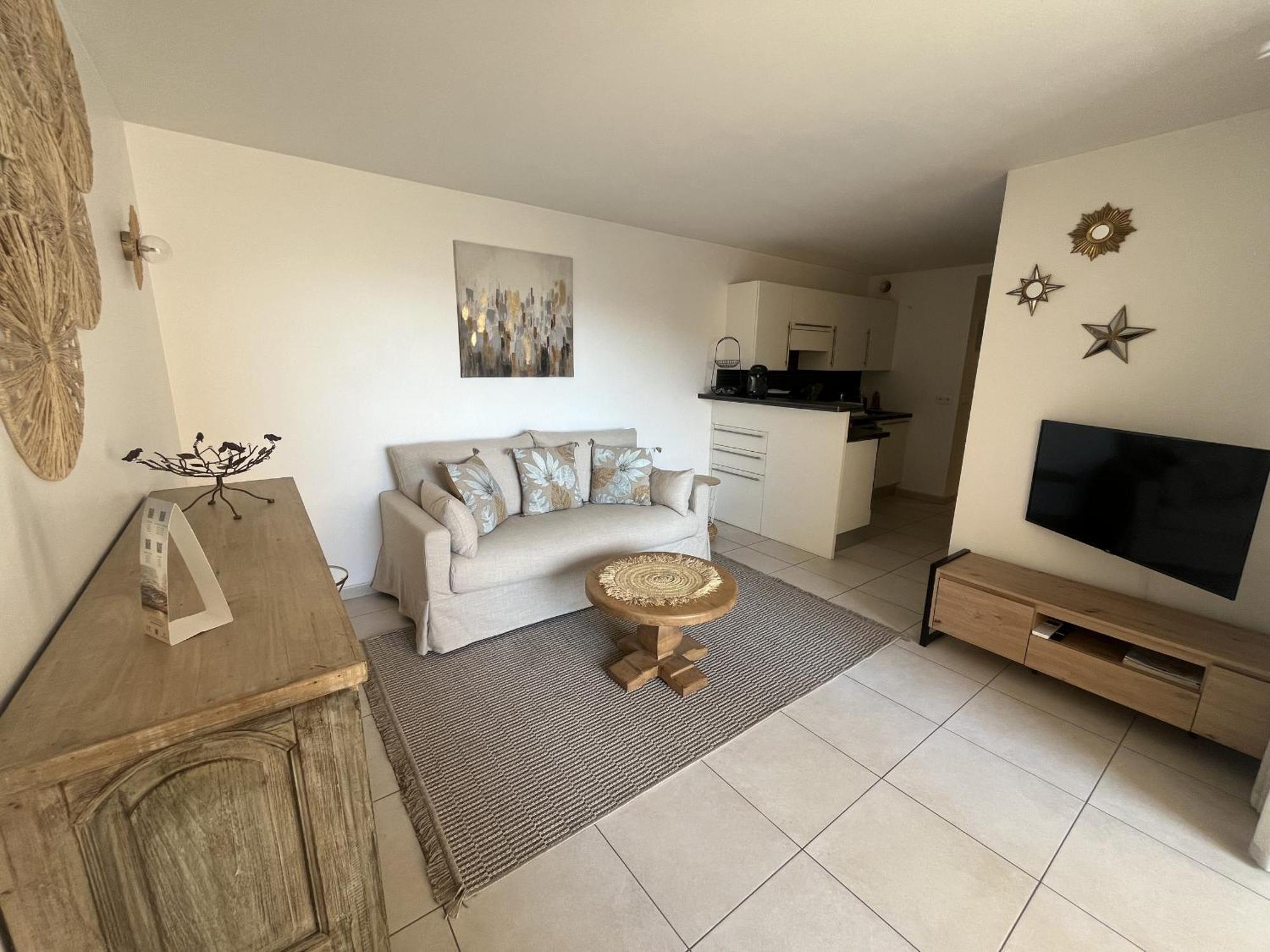 Frejus Plage Le Capitole T2 35M2 Climatise Balcon المظهر الخارجي الصورة