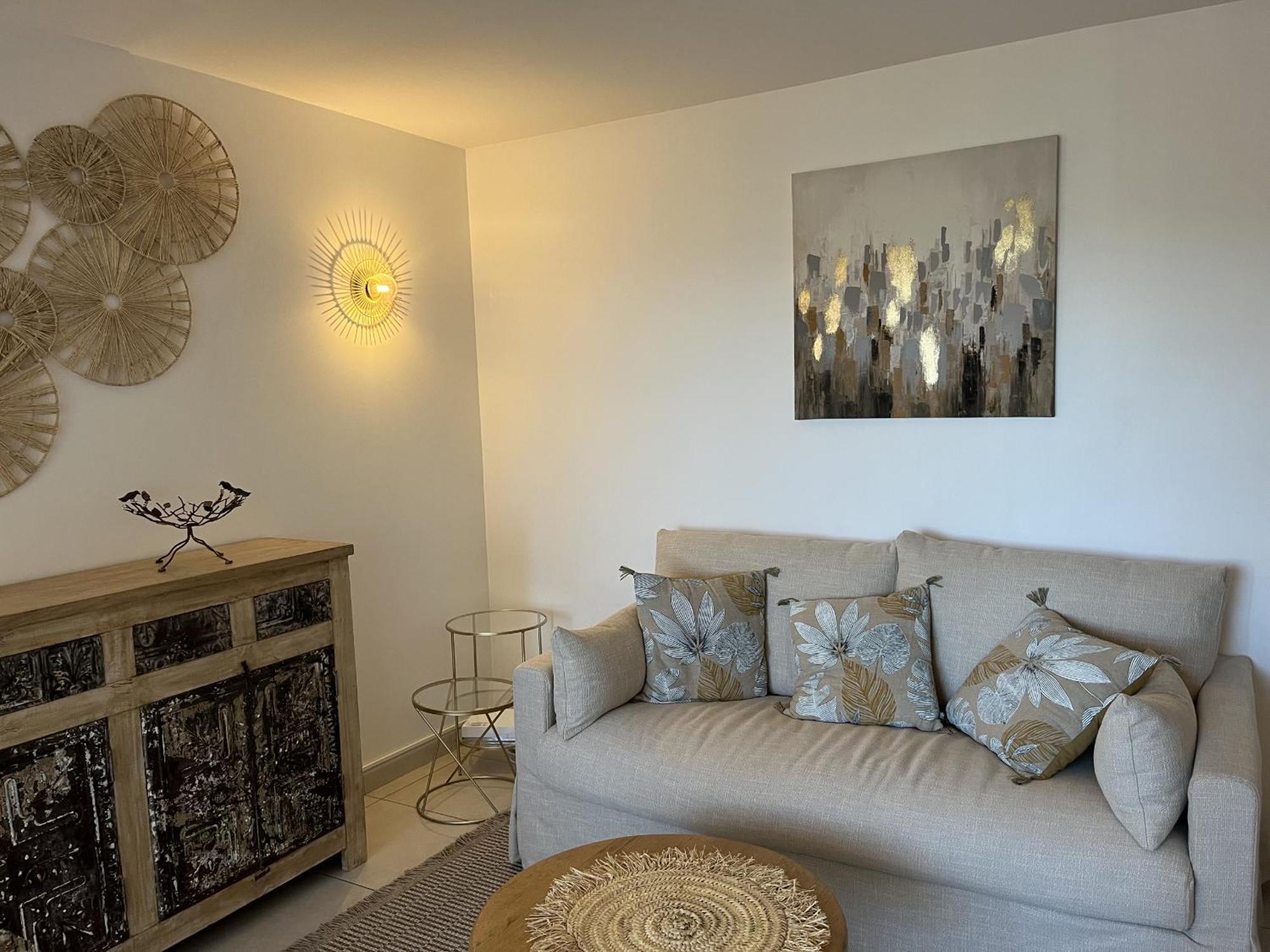 Frejus Plage Le Capitole T2 35M2 Climatise Balcon المظهر الخارجي الصورة